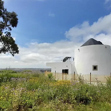 O Moinho 98 - Romantic Windmill With Sea Views Apartment