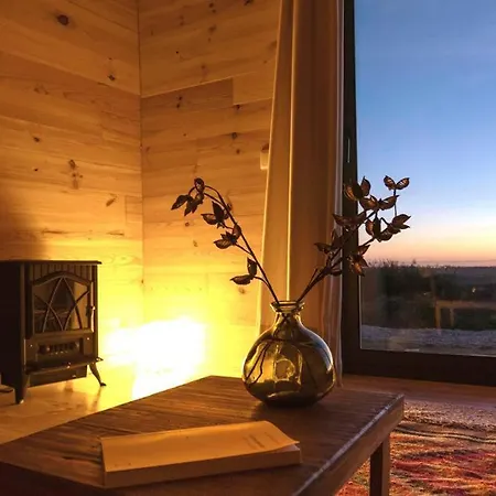 Apartment O Moinho 98 - Romantic Windmill With Sea Views *